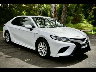 2021  Toyota Camry Hybrid Sedan (Frosted White) Pre-Owned Car Thumbnail