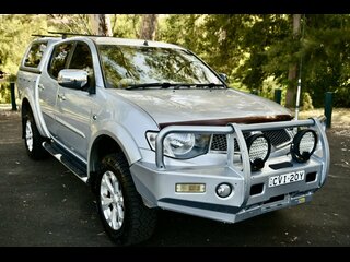 2013  Mitsubishi Triton GLX-R (4x4) Double Cab Utility (Silver) Pre-Owned Car Thumbnail