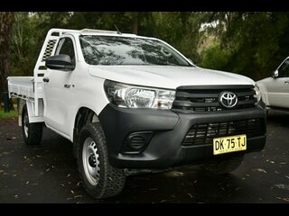 2016  Toyota Hilux Workmate (4x4) Cab Chassis (Glacier White) Pre-Owned Car Thumbnail