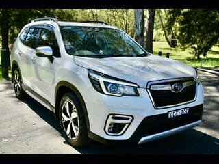 2019  Subaru Forester 2.5I (AWD) Wagon (White) Pre-Owned Car Thumbnail