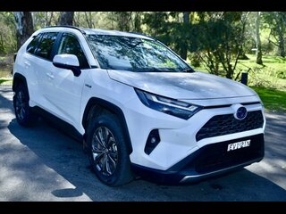 2022  Toyota RAV4 GXL eFour Wagon (Glacier White) Pre-Owned Car Thumbnail